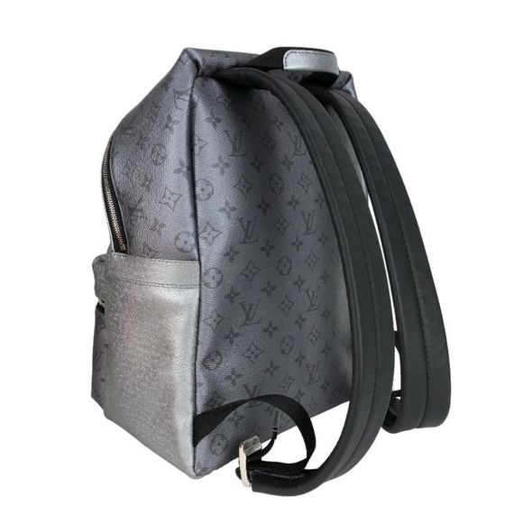 Louis Vuitton Discovery Backpack Daypack Monogram Taiga Silver PM Shoulder Bag - Picture 2 of 5